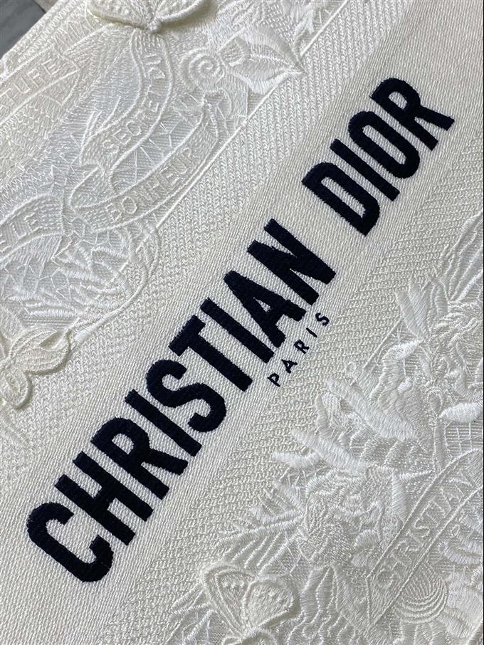 2025228Y500P212152253