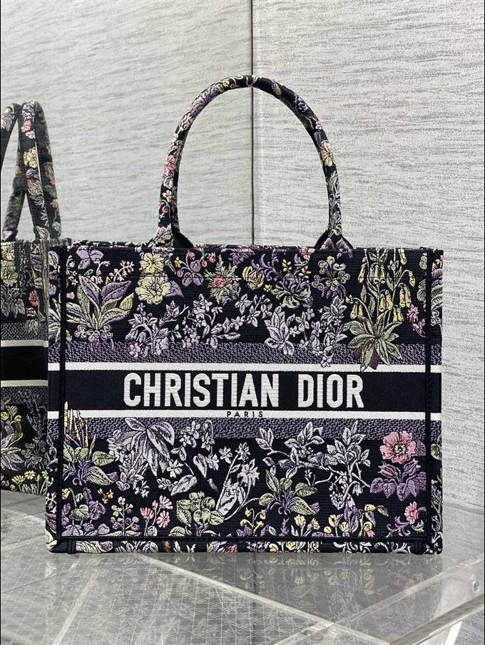 2025228Y500P212153243