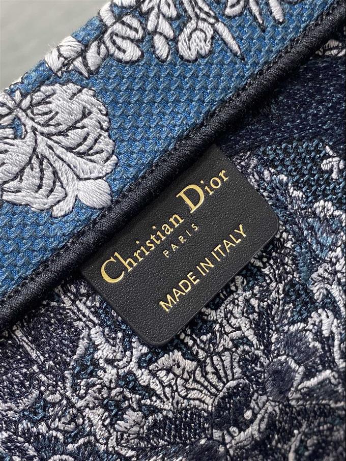 2025228Y550P212156645