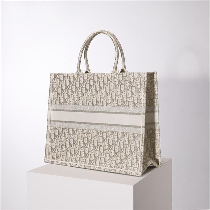 2025228Y580P203754531