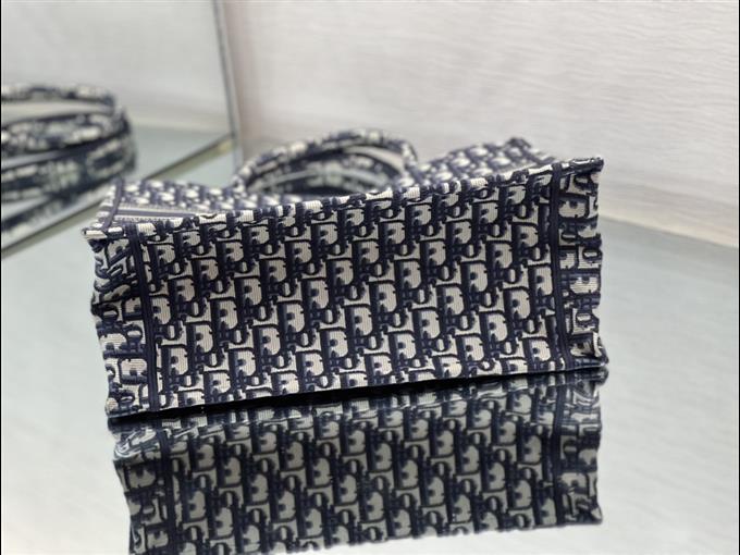 2025228Y580P203754688