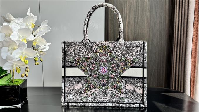 2025228Y580P203810259