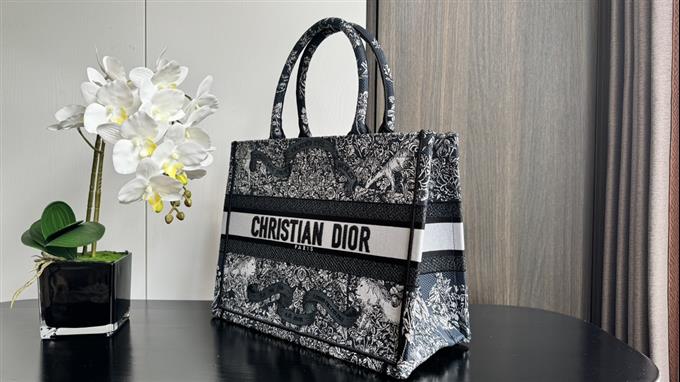 2025228Y580P203811963