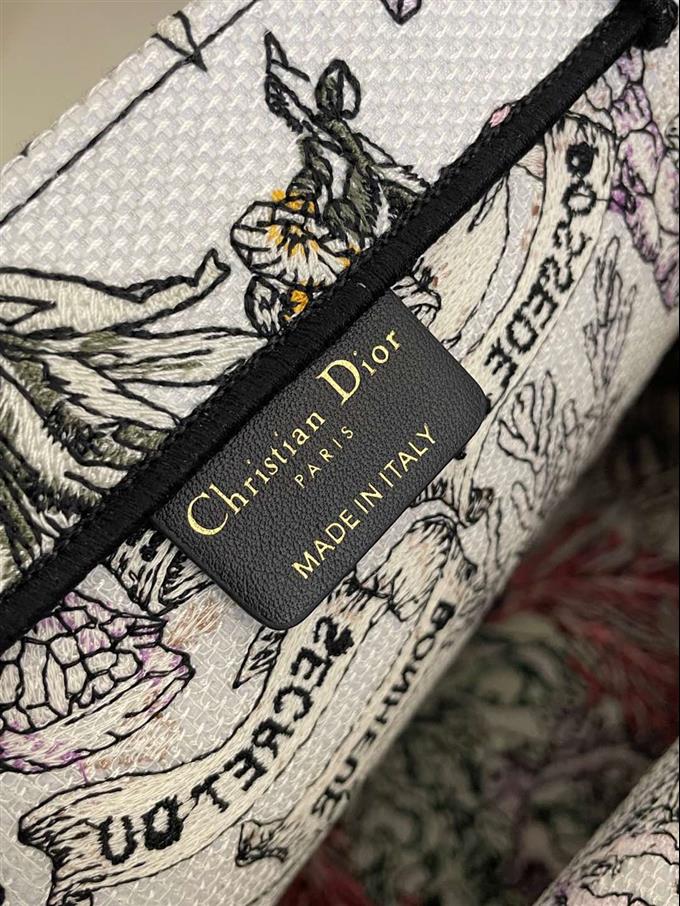 2025228Y580P21220184