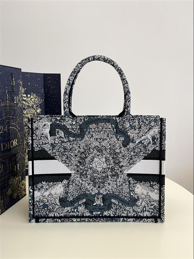 2025228Y580P21220437