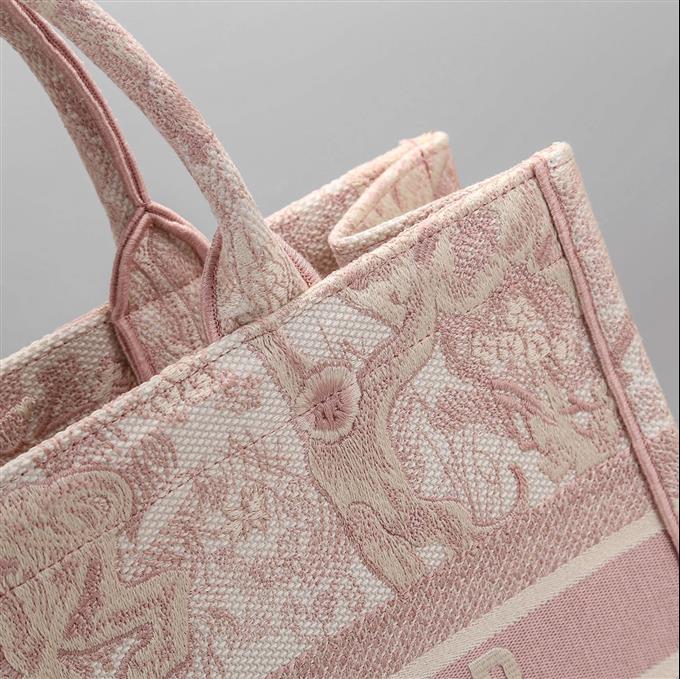 2025228Y580P21236988