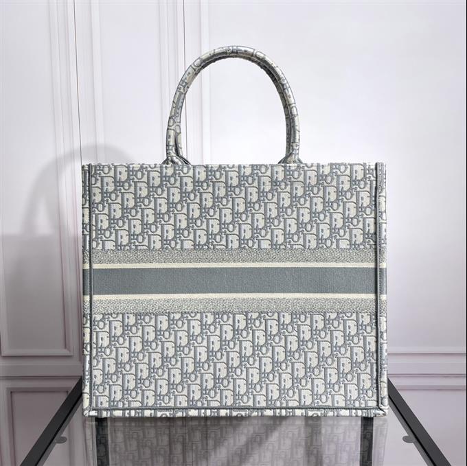 2025228Y600P203756650