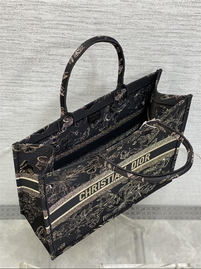 2025228Y600P203823207