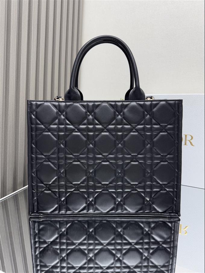 2025228Y800P203830677