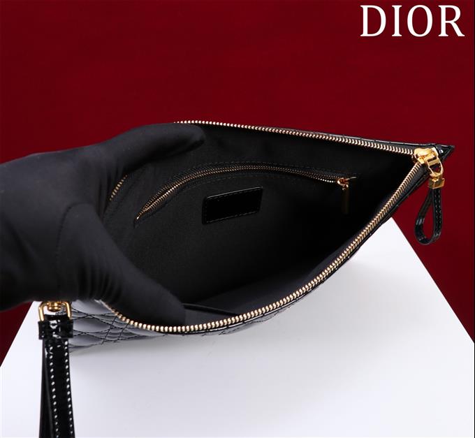 2025228Y550P20534528