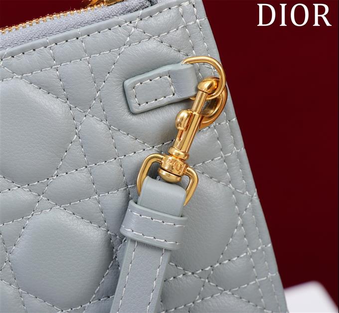 2025228Y550P20535406