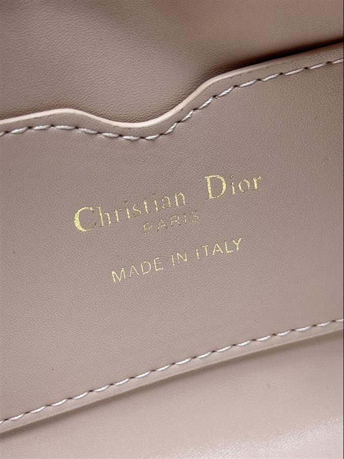 2025228Y580P20535561