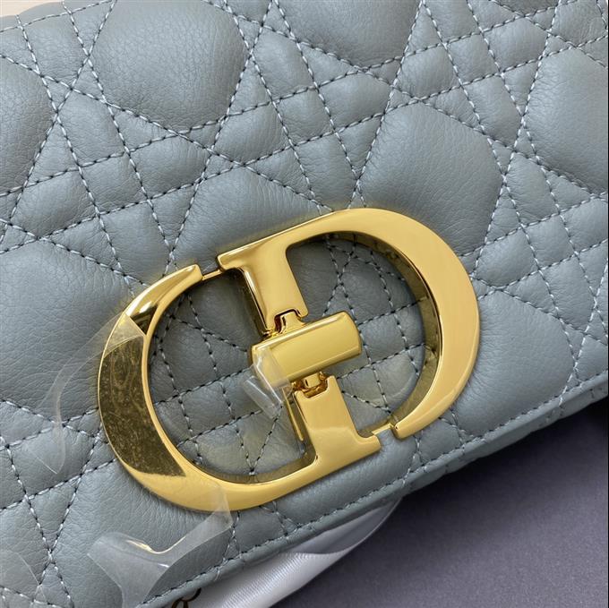 2025228Y600P20536538