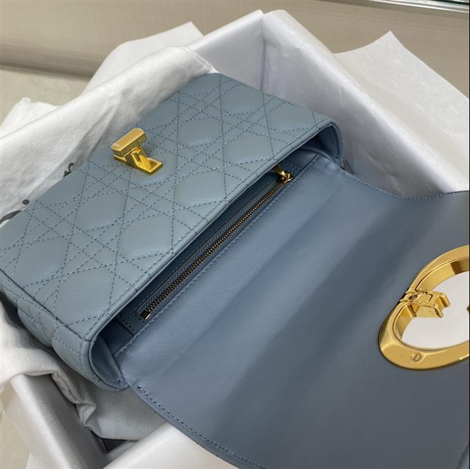 2025228Y600P20536679