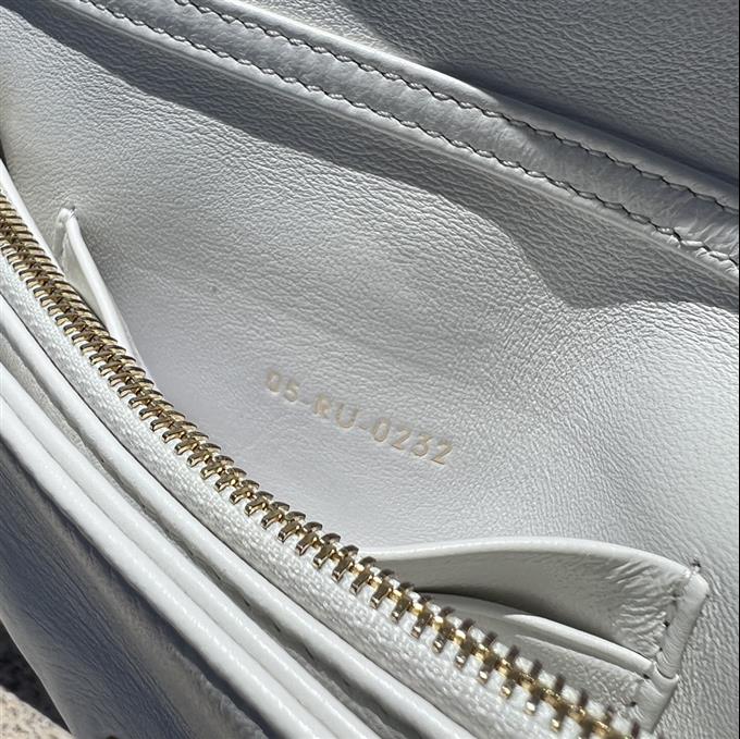 2025228Y880P20531215