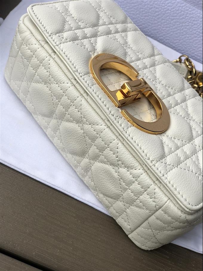 2025228Y900P20531587