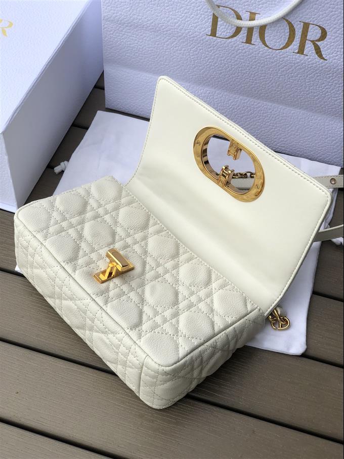 2025228Y900P20531603