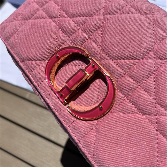 2025228Y950P20532570