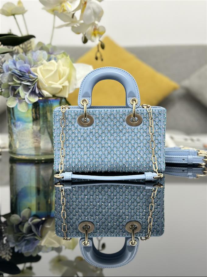 2025228Y1280P204518183