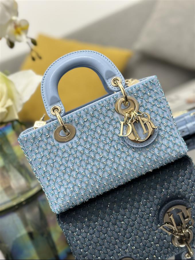 2025228Y1280P204518231