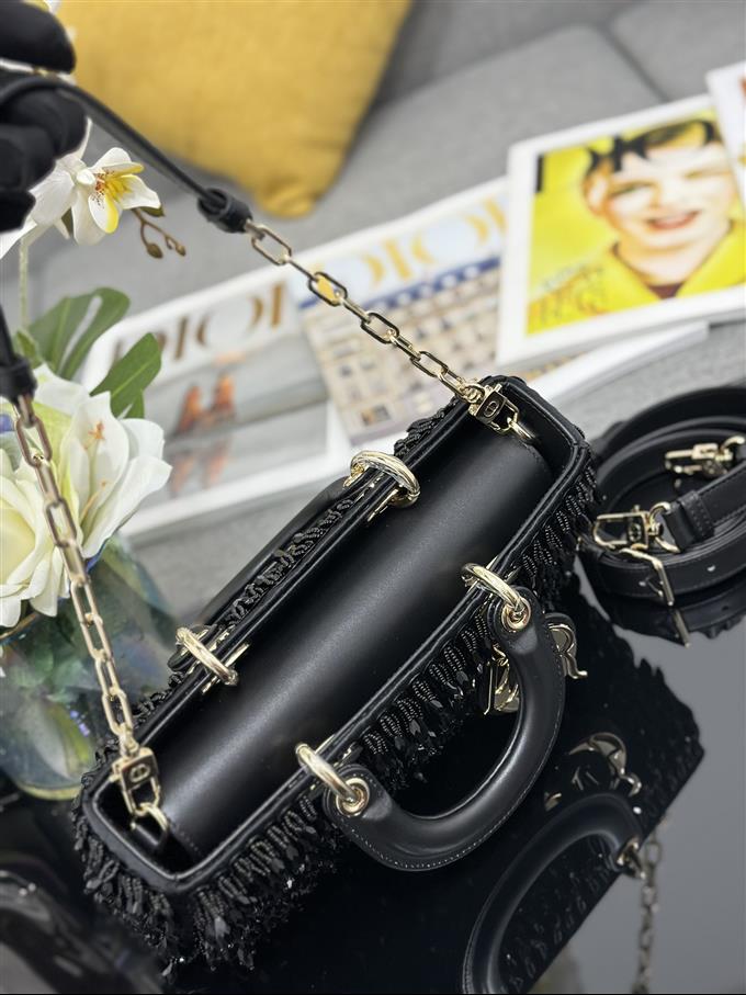 2025228Y1350P2045916