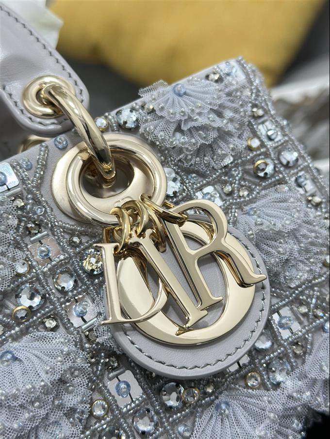 2025228Y1480P20459379