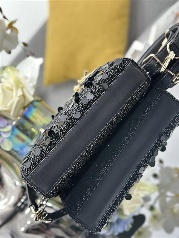 2025228Y1650P204518954