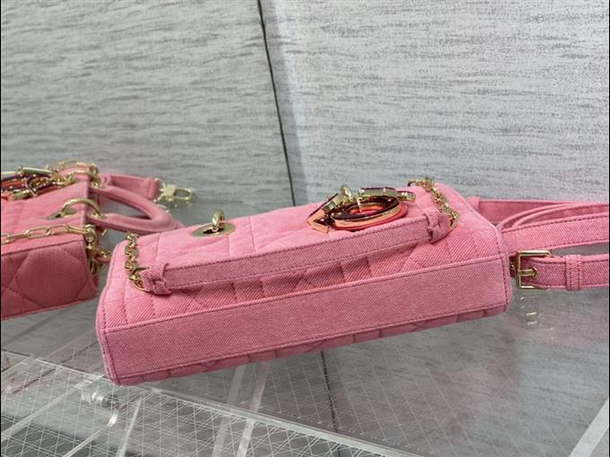 2025228Y550P21578813