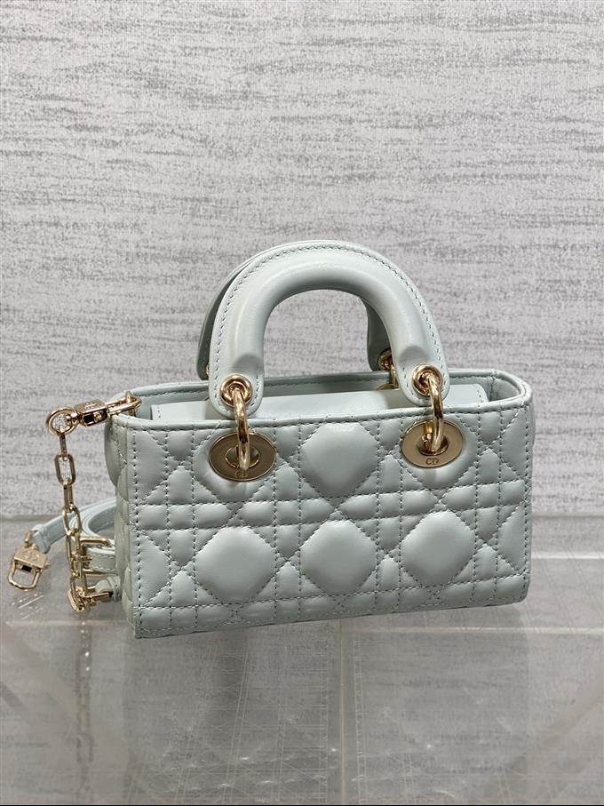 2025228Y600P21578923