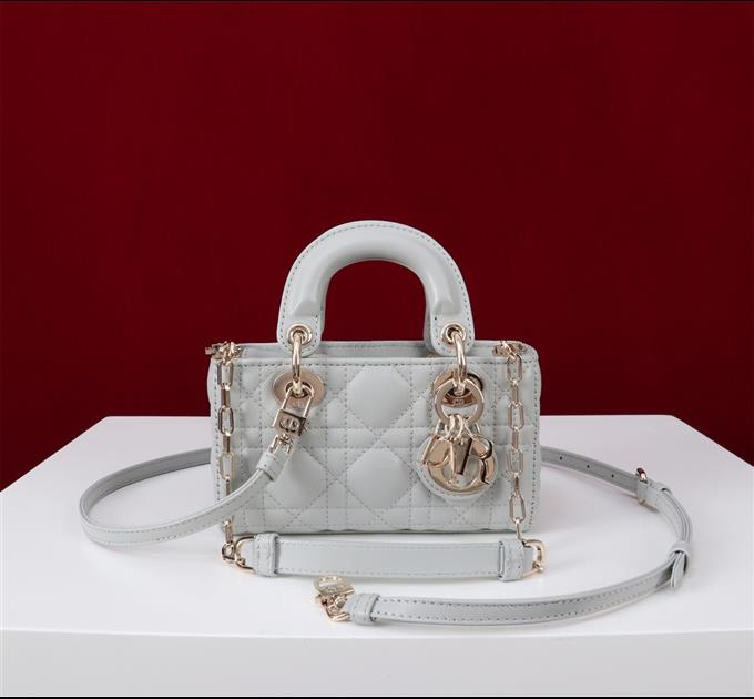 2025228Y650P204350589