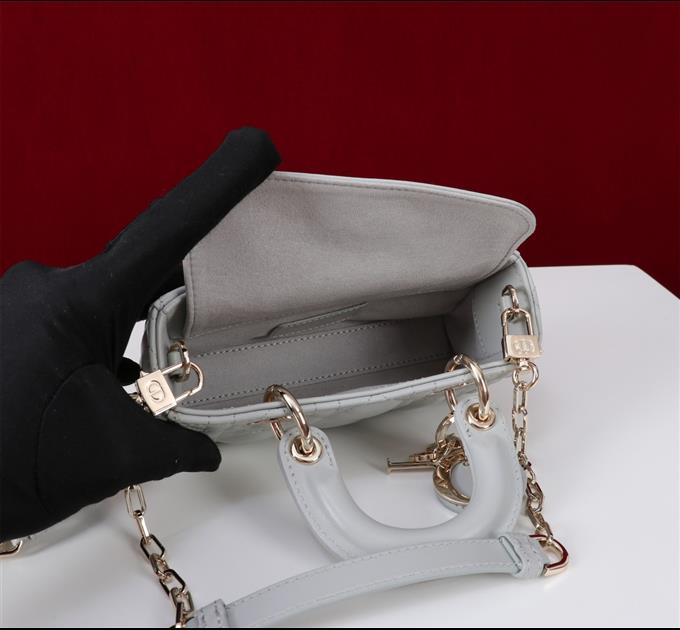 2025228Y650P204350665