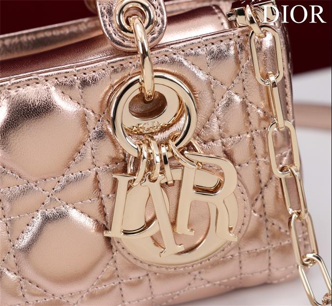 2025228Y650P204350978