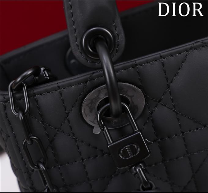 2025228Y650P204351526