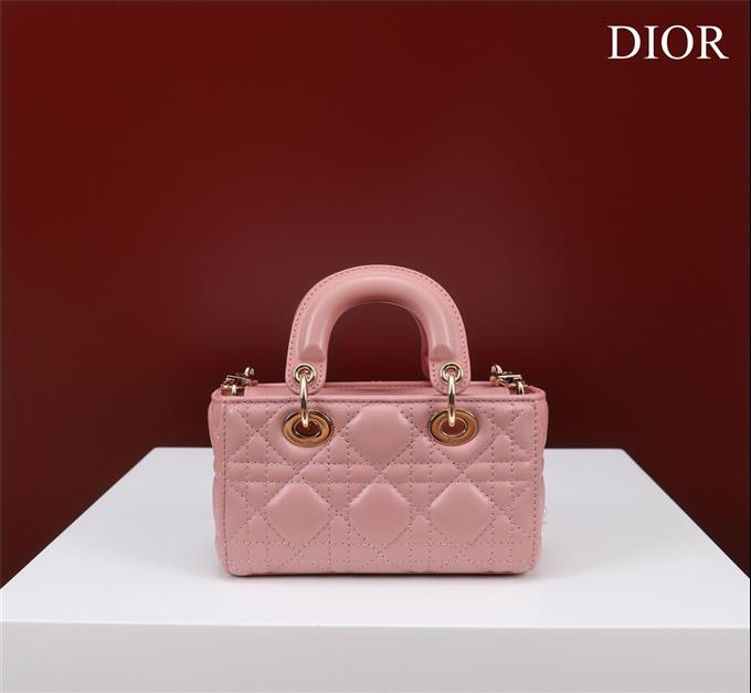 2025228Y650P204352126