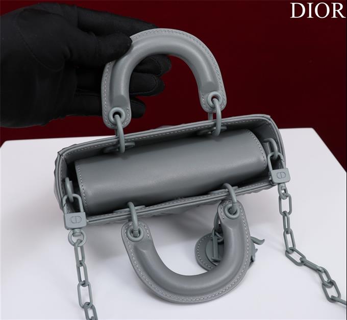 2025228Y650P204352389