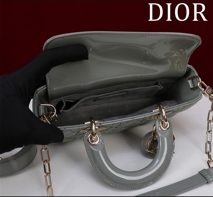 2025228Y700P204356184