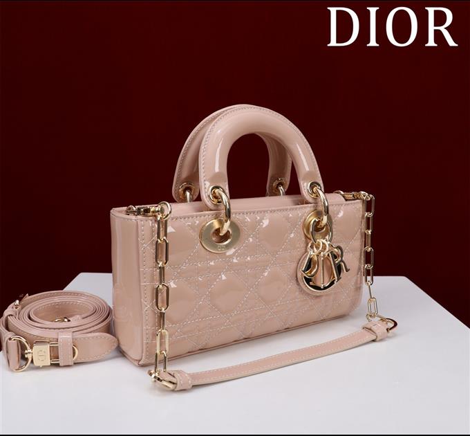 2025228Y700P204356262