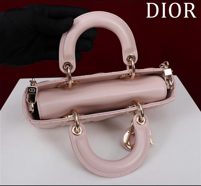 2025228Y700P204357694