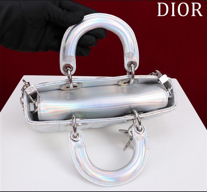 2025228Y700P204358276