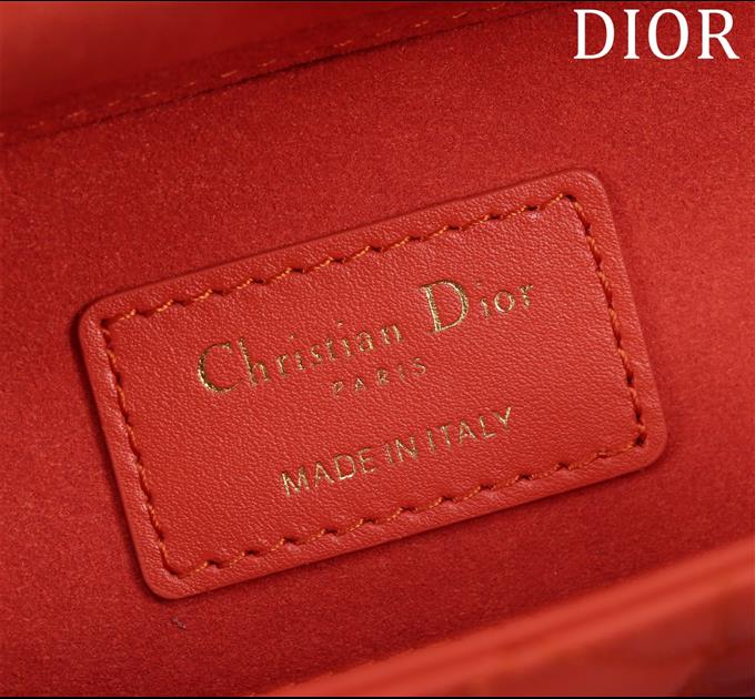 2025228Y700P204358765