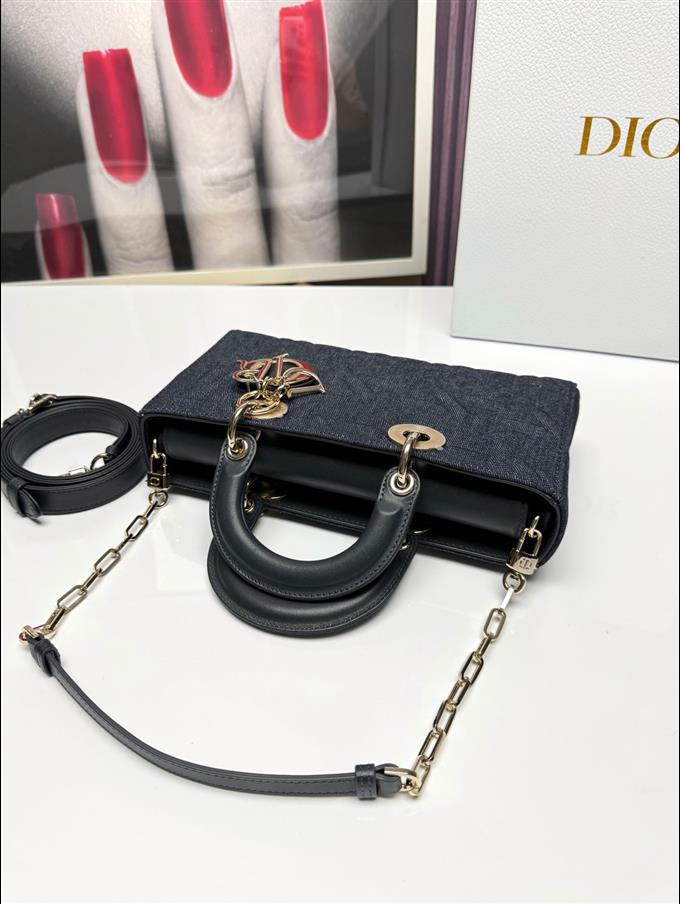 2025228Y700P204512862