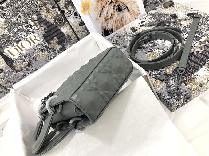 2025228Y700P204513948