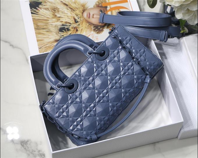 2025228Y700P204514246