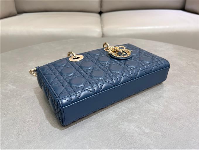 2025228Y700P204514969