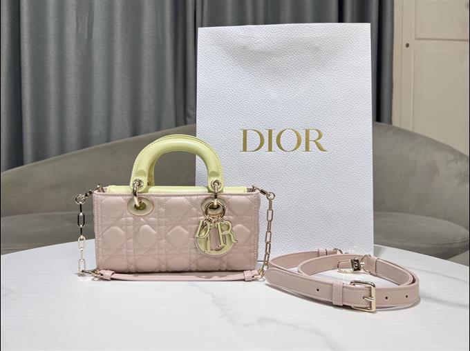 2025228Y700P204515607