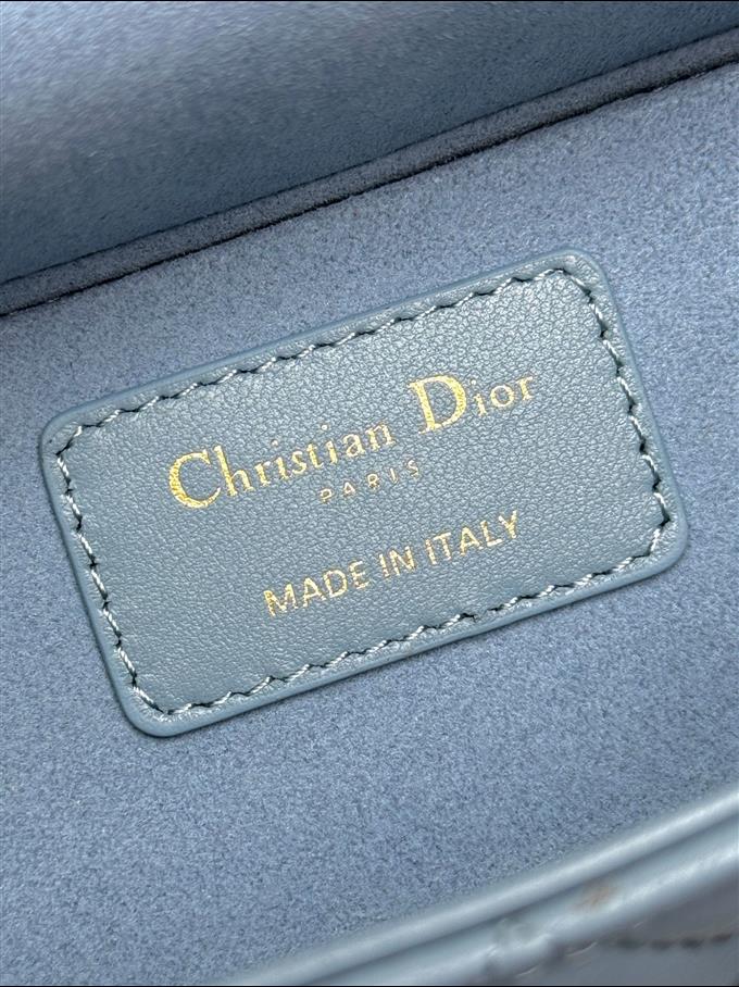 2025228Y750P204515857