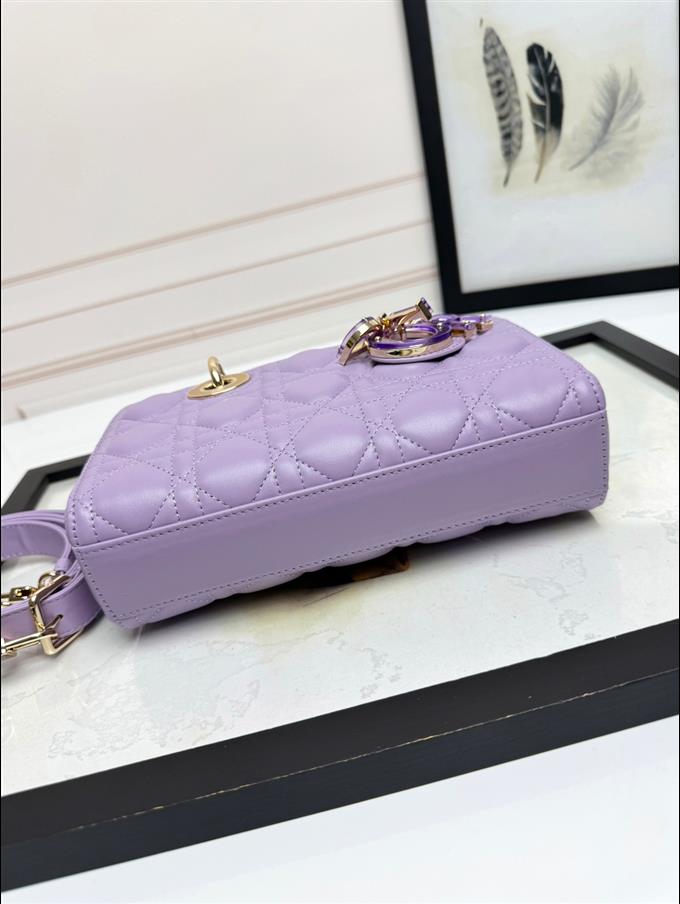 2025228Y750P20451676