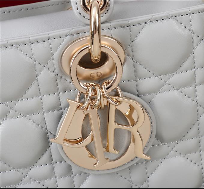 2025228Y780P20440837