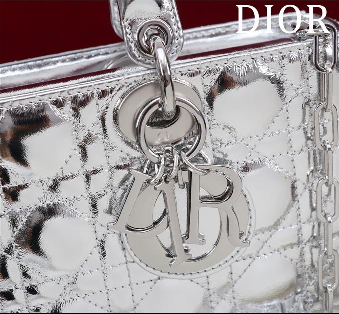 2025228Y780P20443491