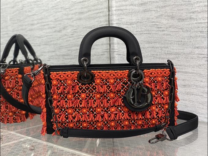 2025228Y1400P205547533